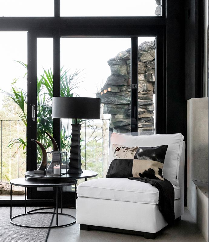 PISA Table Lamp, Black