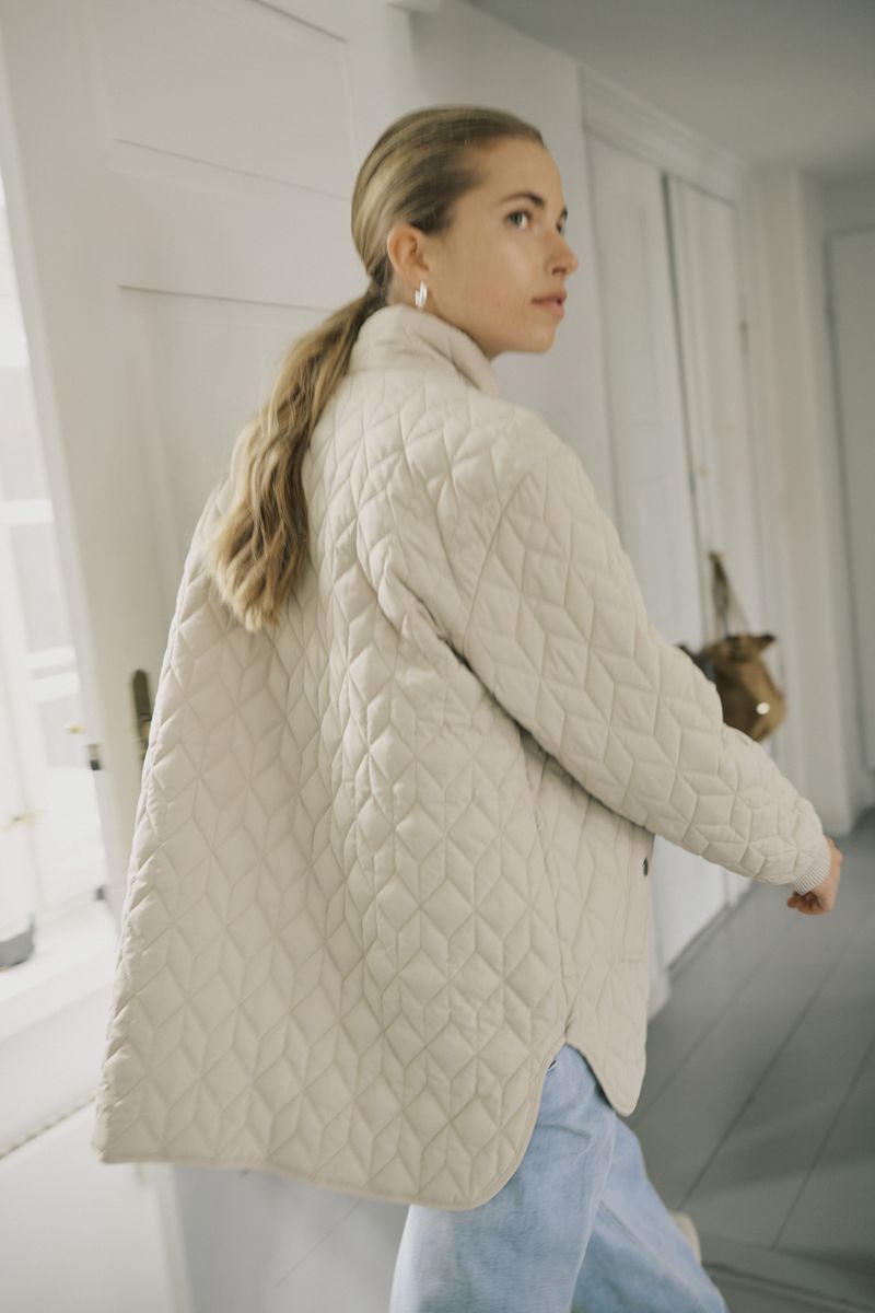 KAleila quilt jacket, feather grey