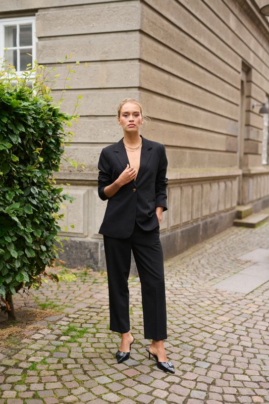 KAsakura blazer, black deep
