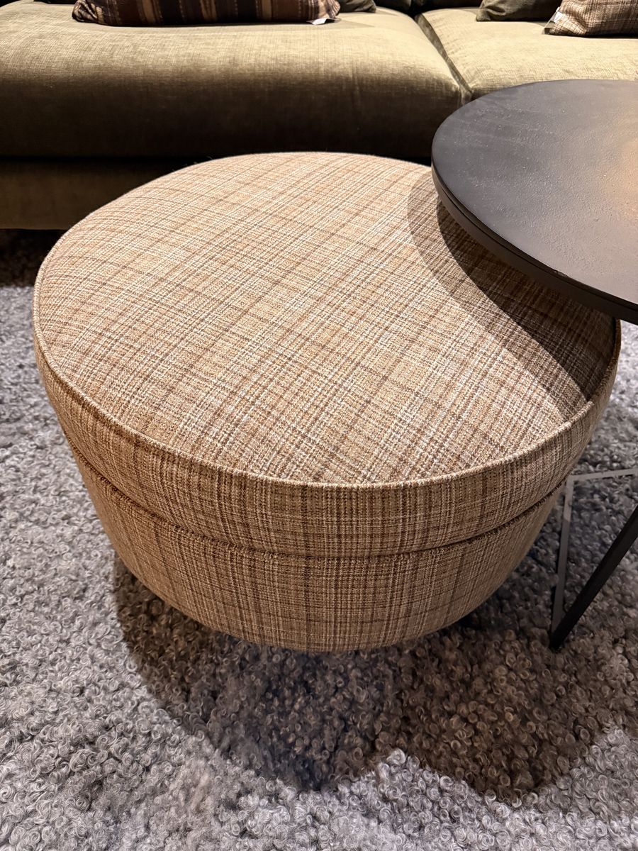 Djursholm puff, moon gordale millstone