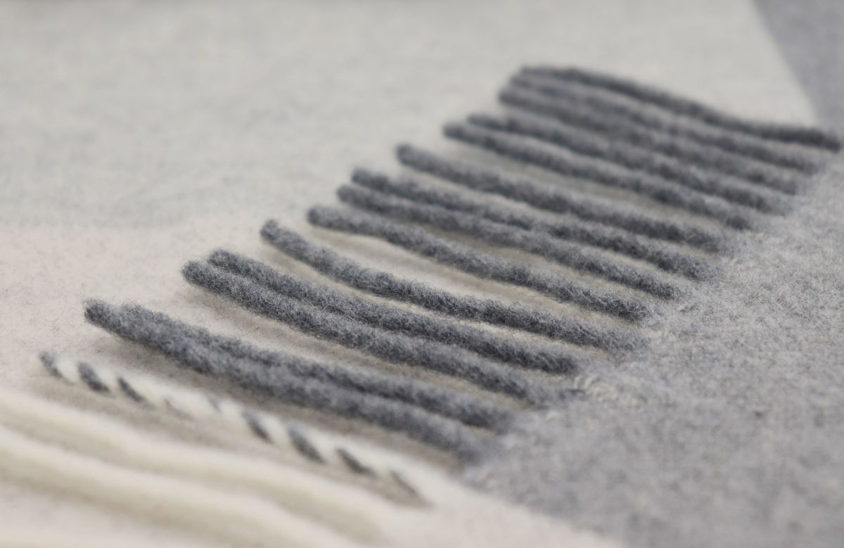 Pleasant pledd 130x170, stone